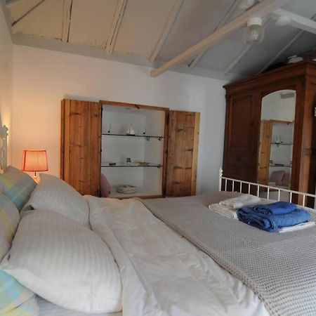 Lovely Quiet House With Garden Spétses Екстериор снимка